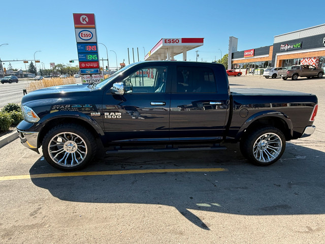 2017 RAM 1500- Laramie 4x4 - Fully Loaded, Clean & Ready in Cars & Trucks in St. Albert - Image 3