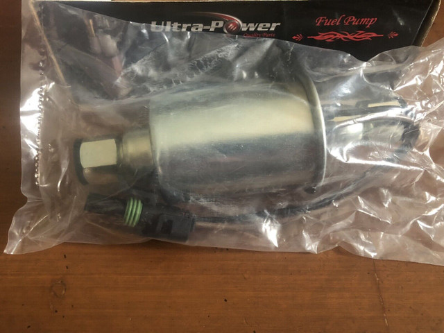 Fuel pump for a 6.5 turbo diesel for sale in Engine & Engine Parts in Penticton - Image 2