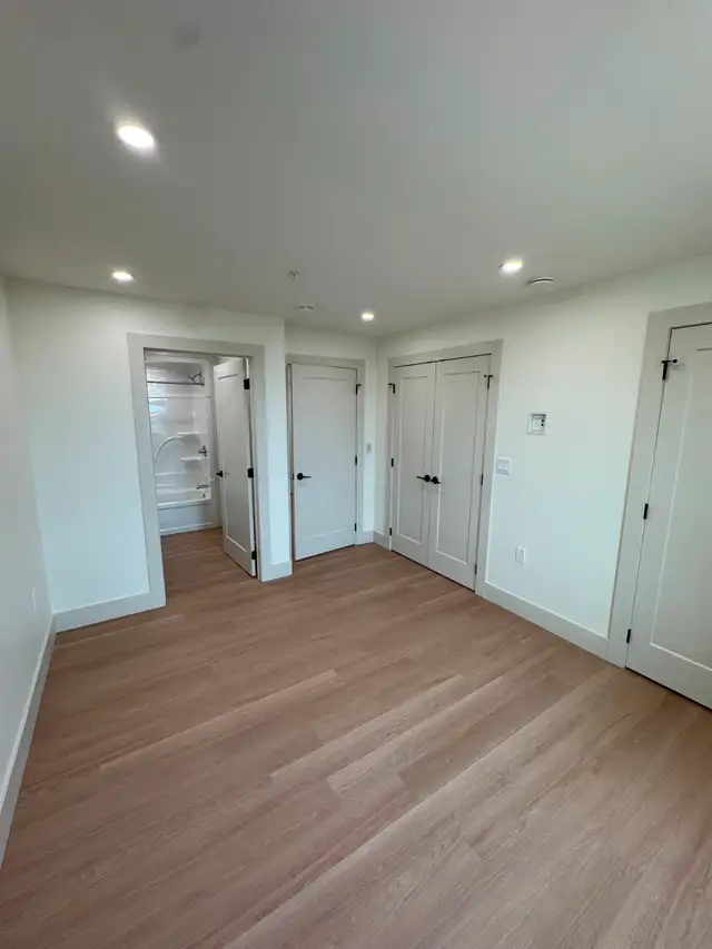 2 bed, 2 bath Available at 9 Irving Avenue63008312324609123