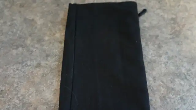 E-TRONIC ARM BAND SLEEVE in Cell Phone Accessories in Norfolk County - Image 3