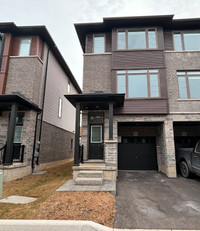 3 Bedroom / 3 Bath Townhouse Available For Lease In Beamsville