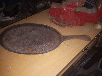 VERY  OLD  CAST IRON FRY PAN