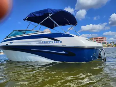 2002 Crownline 19ft. Bowrider with approx. 550hrs. Great condition with 4.3 Lt. Mercruiser I/O & com...