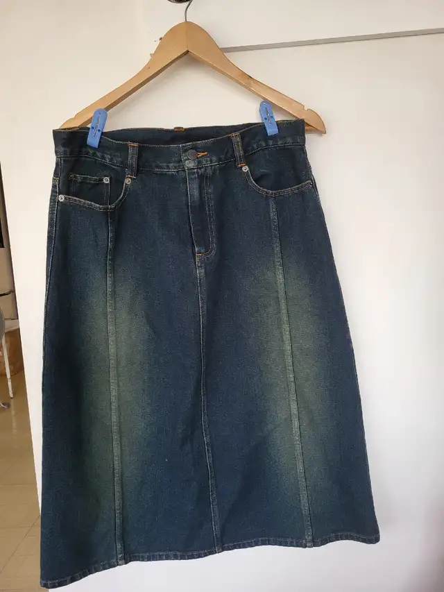 Skirt IMITZ in Women's - Bottoms in City of Toronto - Image 2