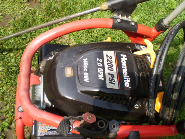 Homelite   gas engine   Pressure Washers in Outdoor Tools & Storage in Ottawa - Image 3