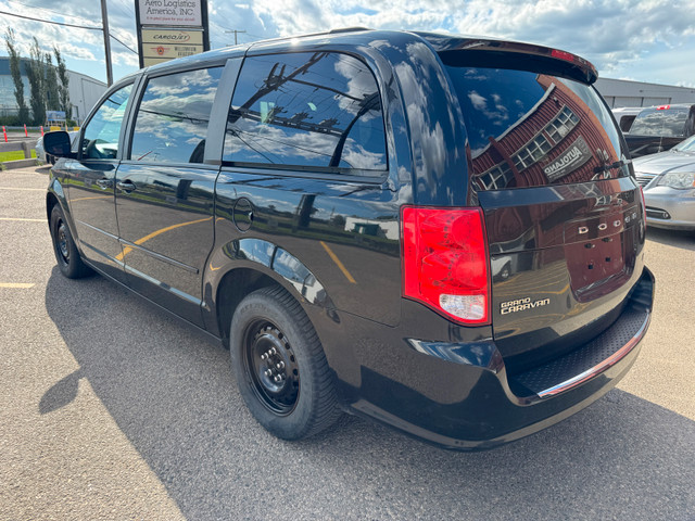 2013 DODGE GRAND CARAVAN LOW KM in Cars & Trucks in Saskatoon - Image 4