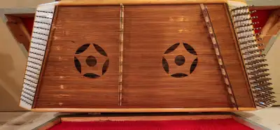 Beautiful Old Hammered Dulcimer In Hard Case, View more