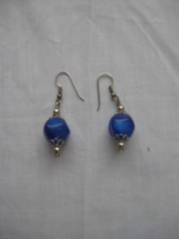 BOUCLES D’OREILLE pendantif bleu – Blue & silver color EARRINGS