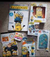 Minions lot (new in package)
