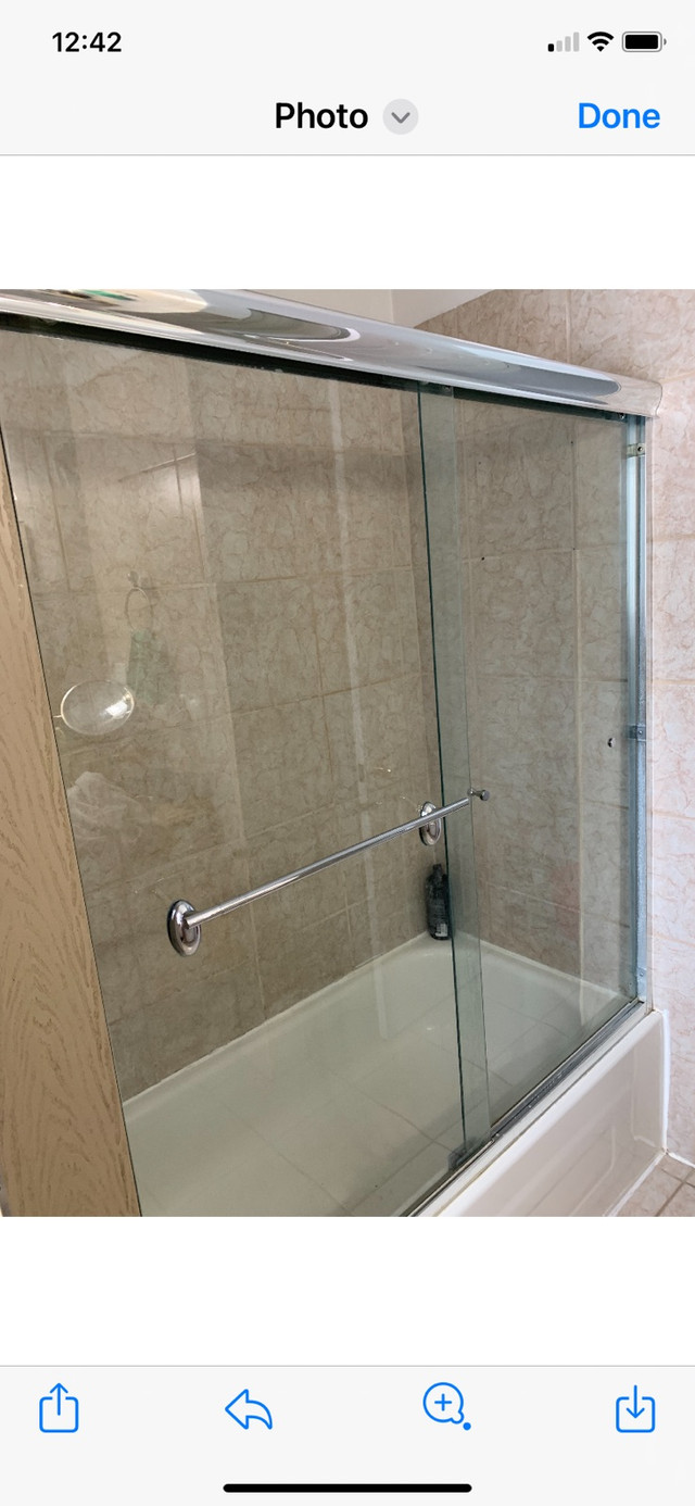 Free Glass Shower Door  in Plumbing, Sinks, Toilets & Showers in Kawartha Lakes