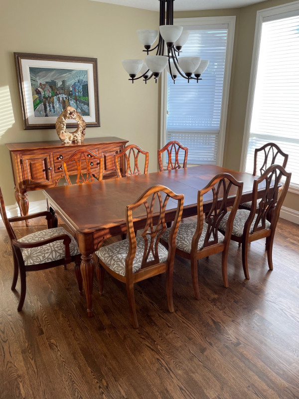 BEAUTIFUL CHERRY DINING ROOM SET WITH 8 CHAIRS | Dining Tables & Sets |  Calgary | Kijiji