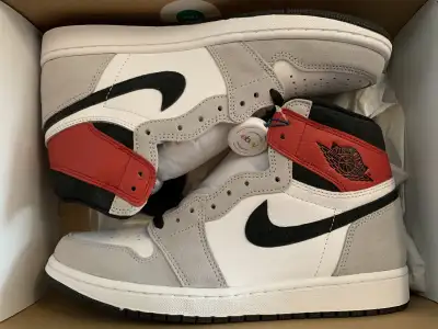 DS jordan 1 high light smoke grey size 10, View more