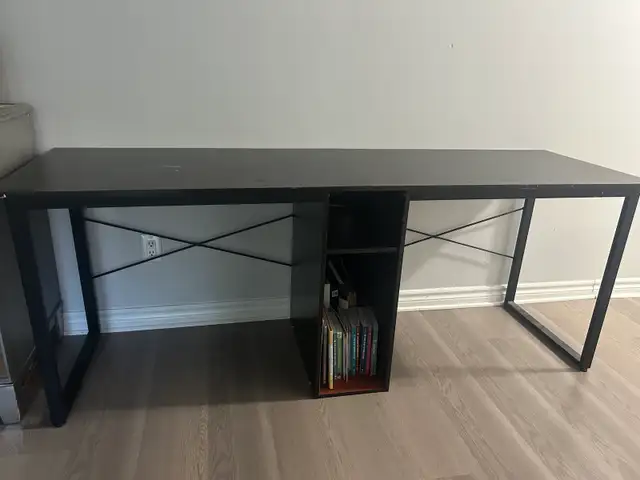 78 inches desk in Desks in Ottawa - Image 3