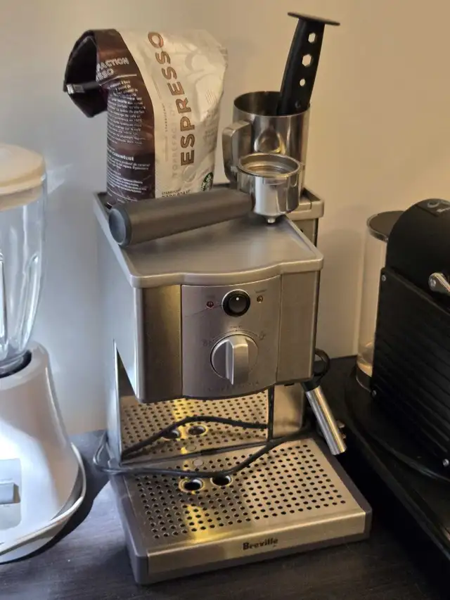 expresso machine in Coffee Makers in Ottawa - Image 2