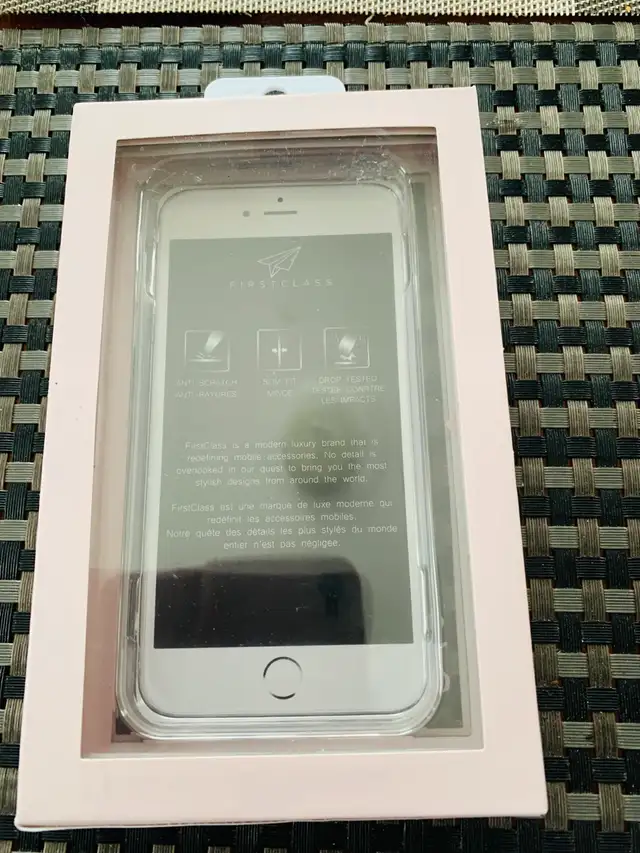 New (unused) iPhone (11/XR) slim fit case 63793682902273122