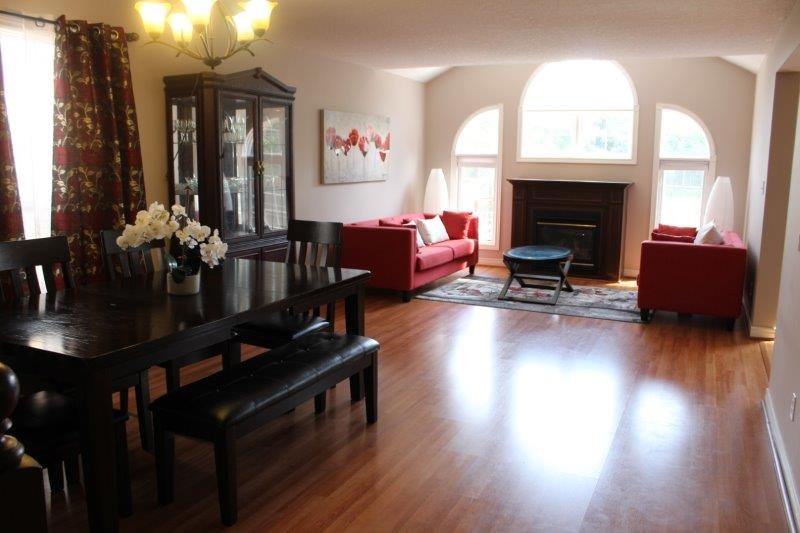4 bedroom/3.5 bathroom, full basement Waterloo Eastbridge house 2