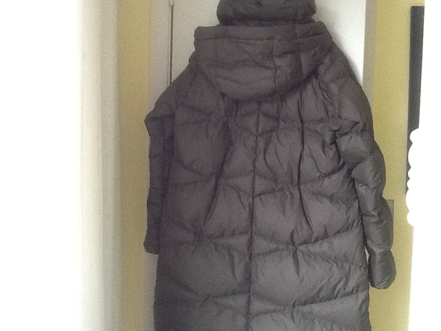 Winter coat in Women's - Tops & Outerwear in City of Montréal - Image 5