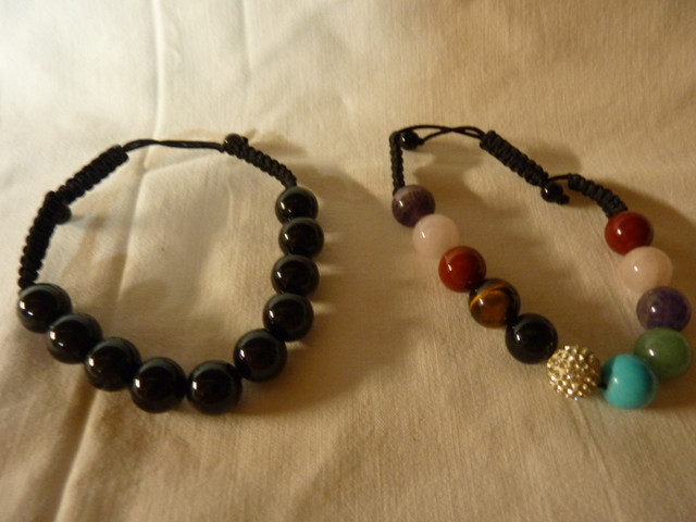 Set of 4 natural gemstone beaded bracelets in Jewellery & Watches in Hamilton - Image 3