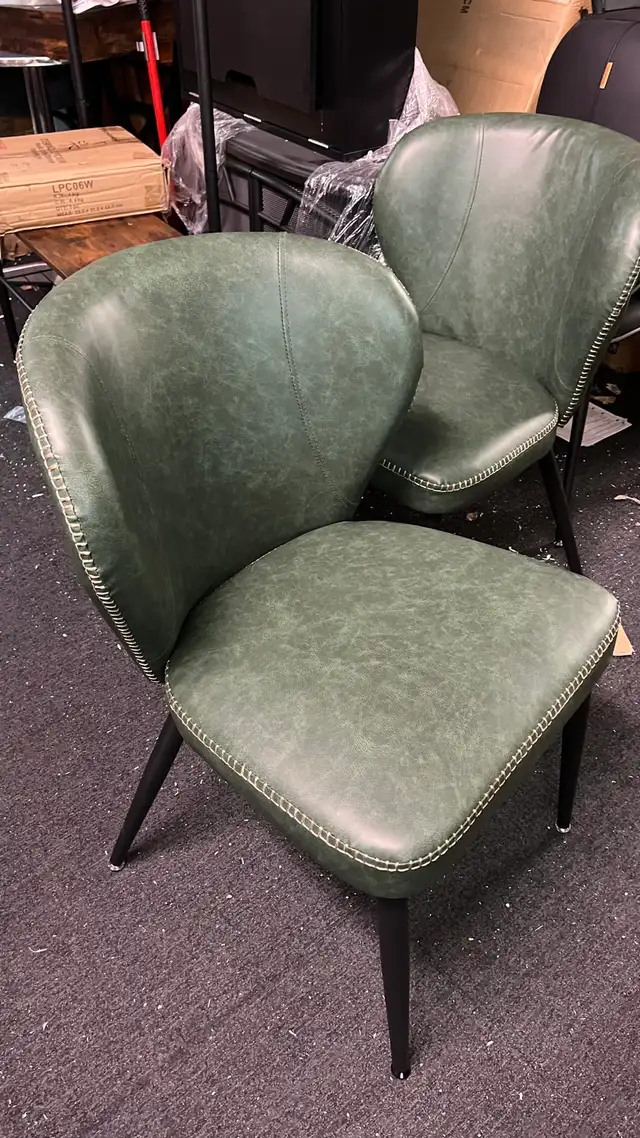 Beautiful heavy duty restaurant dining chairs  in Chairs & Recliners in Markham / York Region - Image 7
