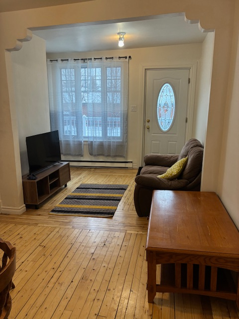 Logement tout inclus pour location temporaire .Idéal pour contrat de Travail ou autres. (minimum 30...
