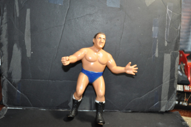 LJN action figures Wrestling Superstars 1986 Series 3 choose 1 dans Art et objets de collection  à Victoriaville - Image 2