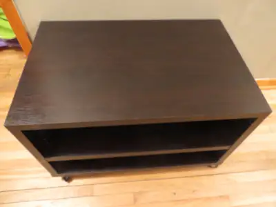 TABLE SALON/TV BOIS BARRURE SUR ROUES TABLETTE AJUSTABLE, View more