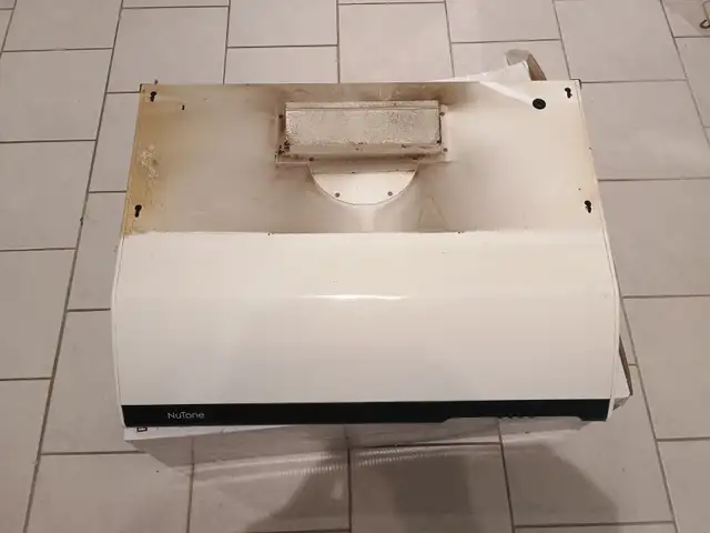 Hood for the Cooking Range - 30 Inches Wide in Stoves, Ovens & Ranges in Markham / York Region - Image 8