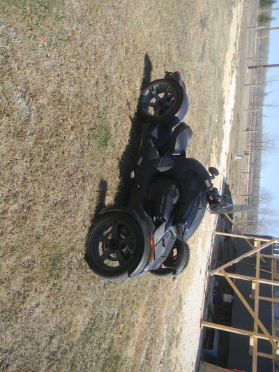 2022 can am ryker ace black 400 km text 431 374 4689