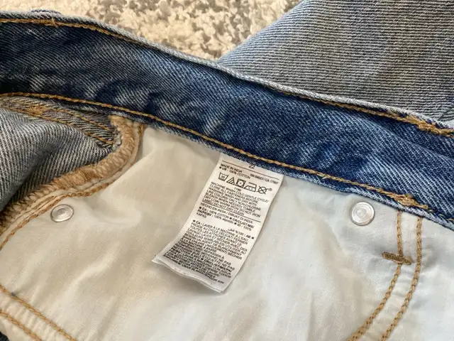 Women’s Plus Size Old Navy Jeans - size 22 in Women's - Bottoms in Oshawa / Durham Region - Image 5