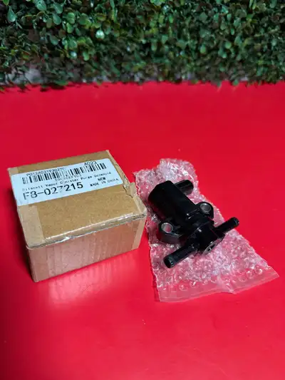 Vapor Canister Solenoid Valve 14930-7S000 149307S000 Compatible with QX56 Armada Frontier NV1500 NV2...