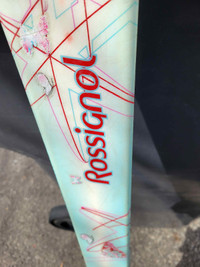 skis Junior female ski 7m5 MM rossignol good conditionwith bind
