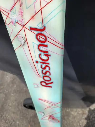 skis Junior female ski 7m5 MM rossignol good conditionwith bind, View more