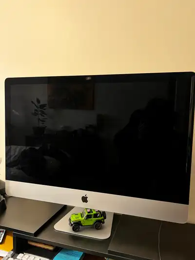 iMac 27” 5K (2017) – 16GB RAM, 1TB SSD, View more