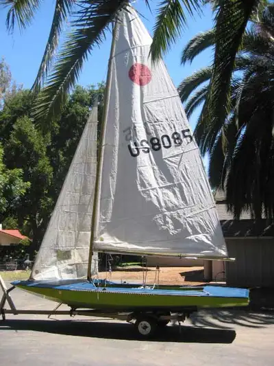 Or best offer. Ready for spinnaker, trapeze. Good condition. Ready to race. Trailer included. Deck c...