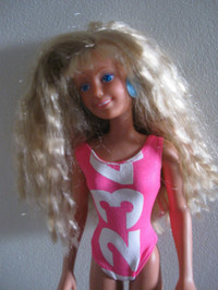 Maxie Makin Waves doll.