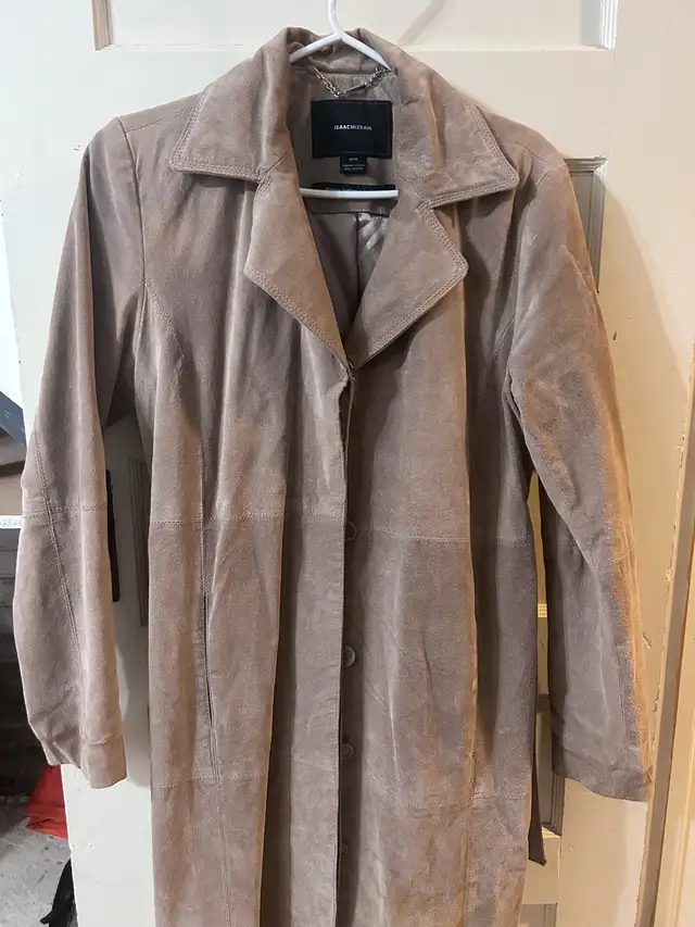 leather women’s coat and jacket in Women's - Tops & Outerwear in City of Toronto - Image 5