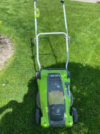 Green works 40V 16 inch battery lawnmower 