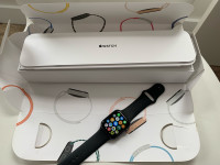 Apple Watch Series 4 (44MM) With Box. Works Great