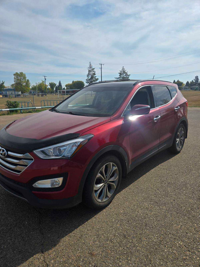 Hyundai Santa Fe  in Cars & Trucks in Edmonton - Image 2