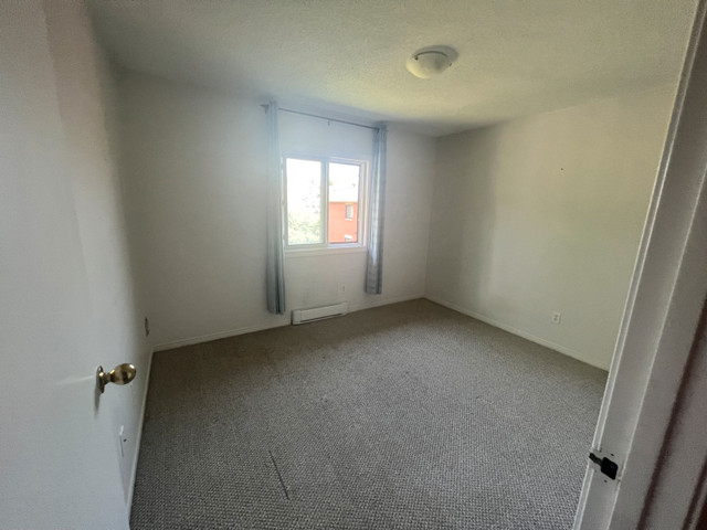 2 bedroom apartment condo  in Long Term Rentals in Barrie - Image 4