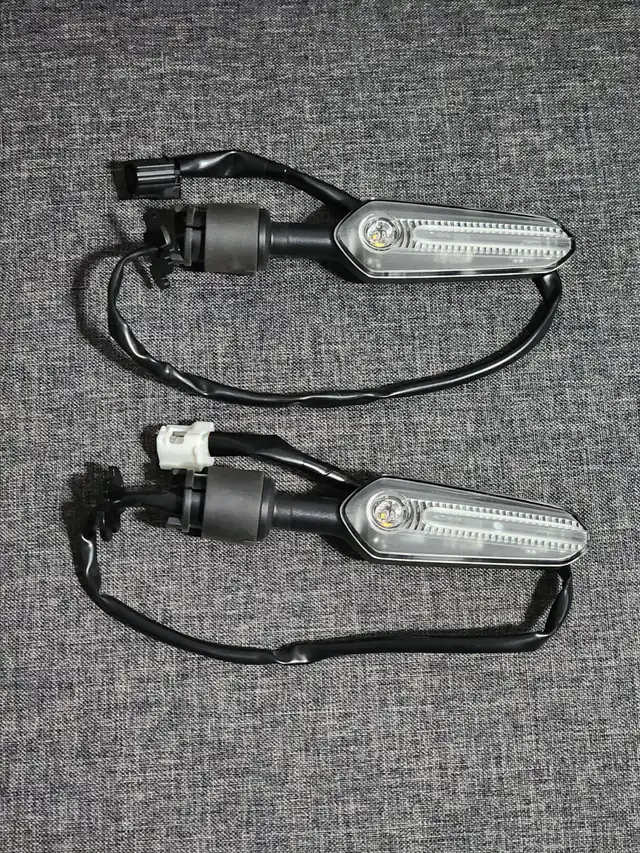 Yamaha FZ-09 / MT-09 Parts in Motorcycle Parts & Accessories in West Island - Image 7
