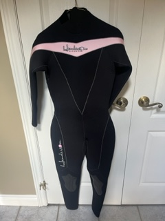 Brand new Henderson Thermoprene 7mm Women Back Zip Wetsuit - never worn (tag still attached). This s...