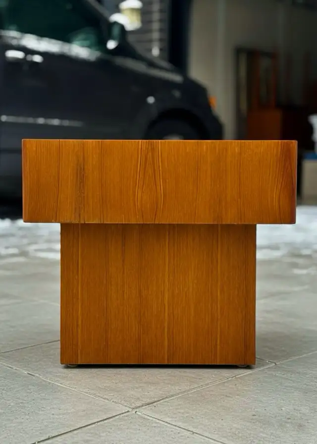 Mid Century Vintage Cubic Coffee Table  in Coffee Tables in Ottawa - Image 8