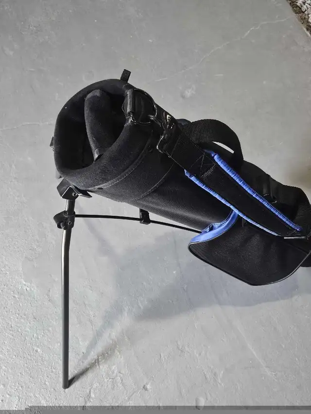 28" Pro Select Golf Junior Carry Sunday with Bag Stand Strap in Golf in St. Catharines - Image 10