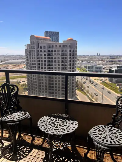 Apartment for Rent Vaughan mills $2275