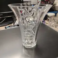 8" Crystal Flower vase, beautiful