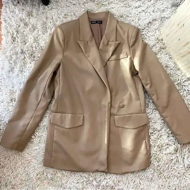 Chic Vegan Leather Blazer Jacket Size S