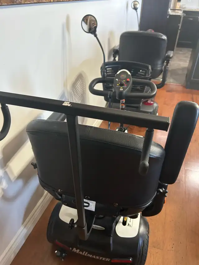 mobility scooter 597784632304619522