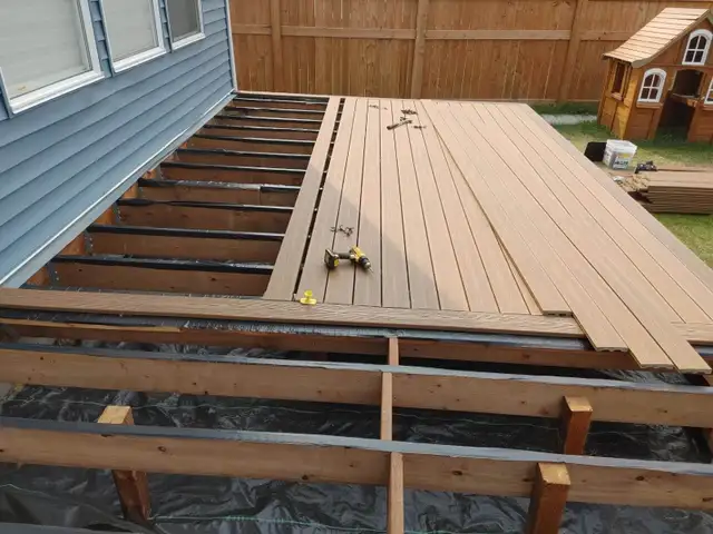 Fence, Deck, Post Holes, Handyman, Contractor in Calgary in Fence, Deck, Railing & Siding in Calgary - Image 11