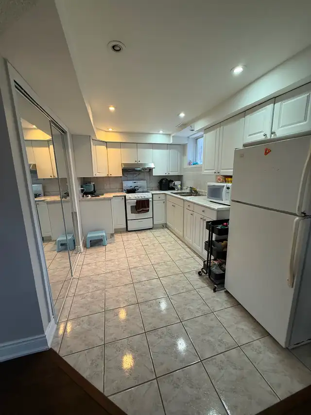 Walkout basement available from June 1st in Long Term Rentals in Mississauga / Peel Region - Image 2